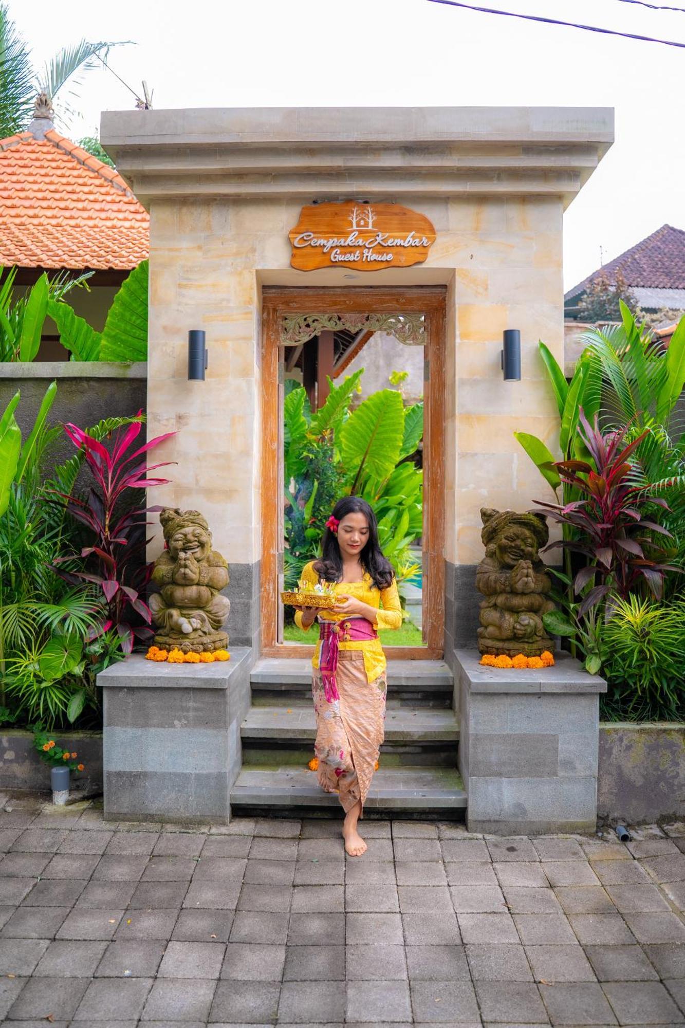 Cempaka Kembar Guest House Убуд Экстерьер фото
